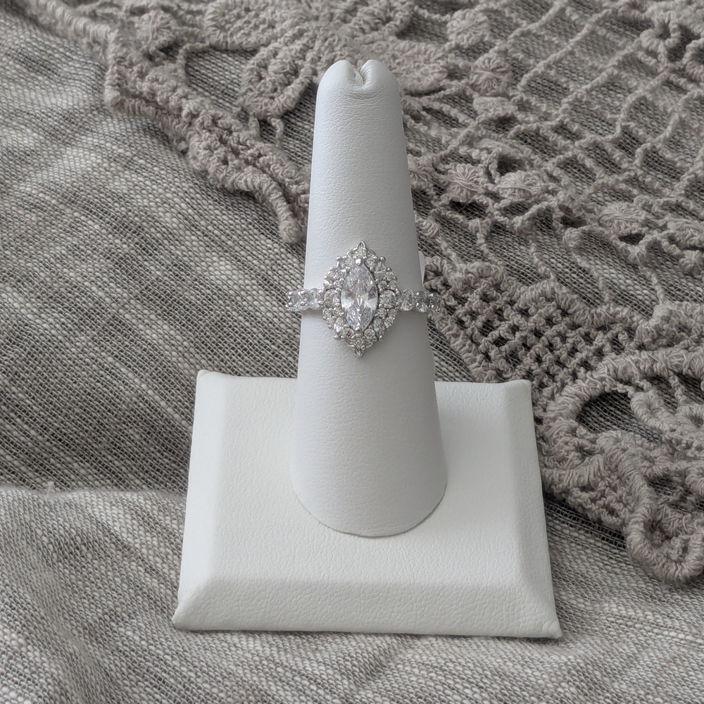 Elegant Silver Marquise-Cut Ring